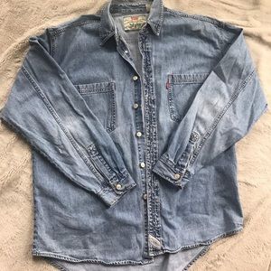 VINTAGE Oversized Levi Strauss Chambray Shirt